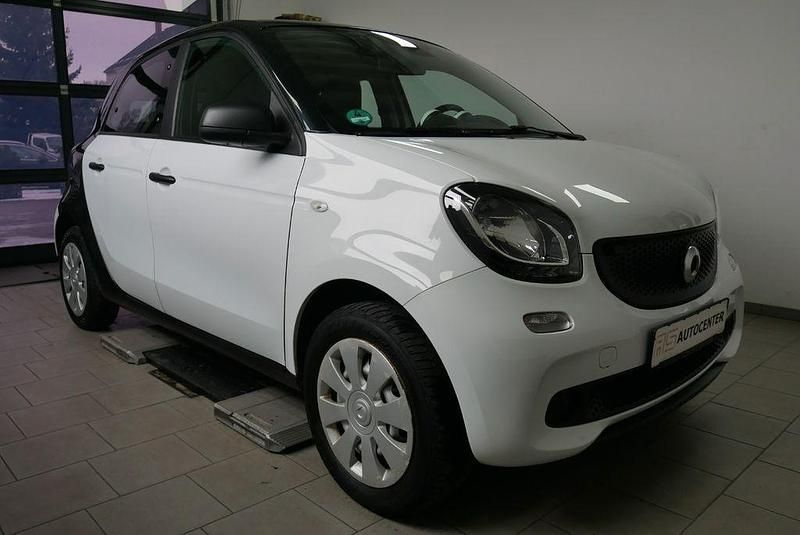 Gebraucht Smart ForFour 71 PS (52 kW) 2017 Weiß Kleinwagen