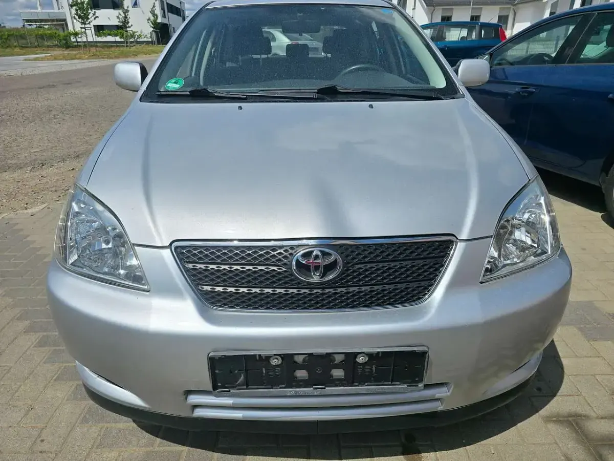 Gebraucht Toyota Corolla Sol 110 PS (80 kW) 2004 Silver metallic Kleinwagen