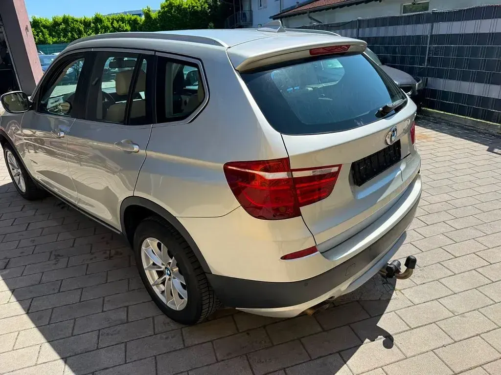 Gebraucht BMW X3 184 PS (135 kW) 2011 Grau SUV