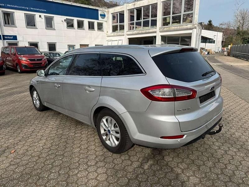 Gebraucht Ford Mondeo Business Edition 163 PS (119 kW) 2014 Silber Kombi