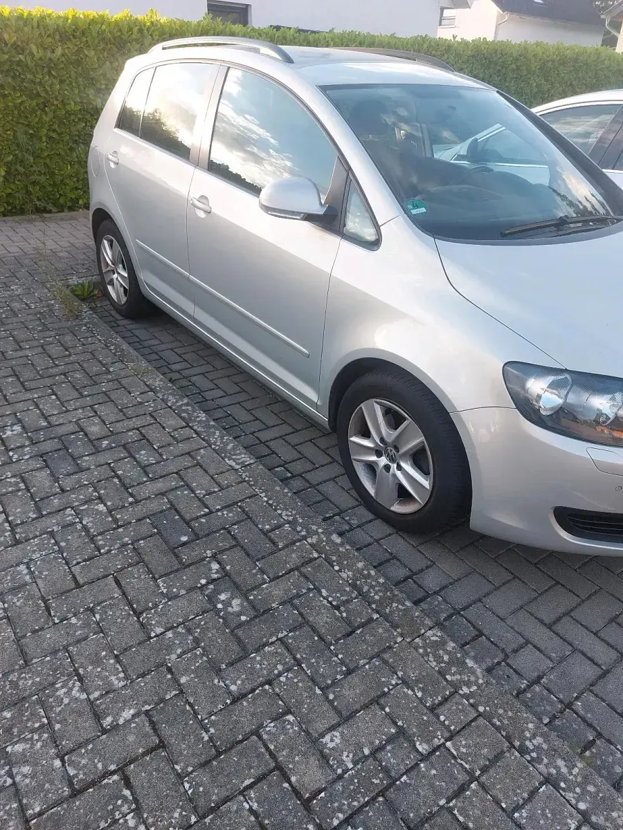 Gebraucht VW Golf VI 122 PS (89 kW) 2009 Grau Kleinwagen