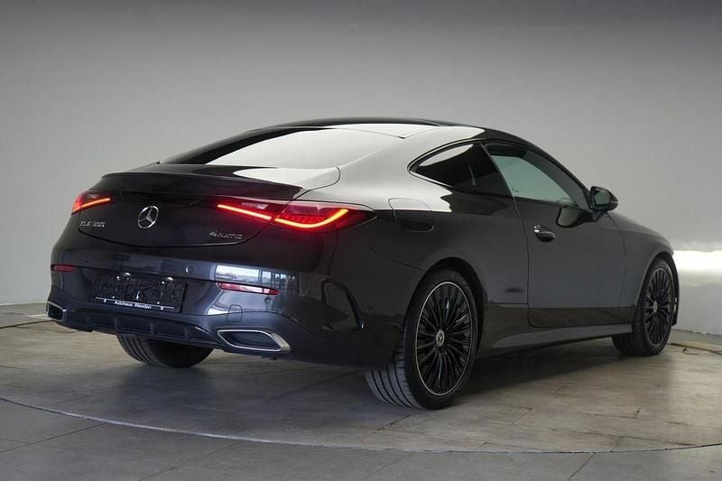 Gebraucht Mercedes CLE300 AMG 258 PS (189 kW) 2024 Grau Coupé