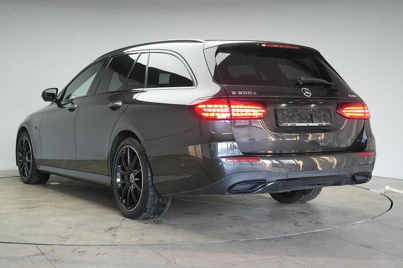 Gebraucht Mercedes E300 AMG 265 PS (194 kW) 2023 Grau Limousine
