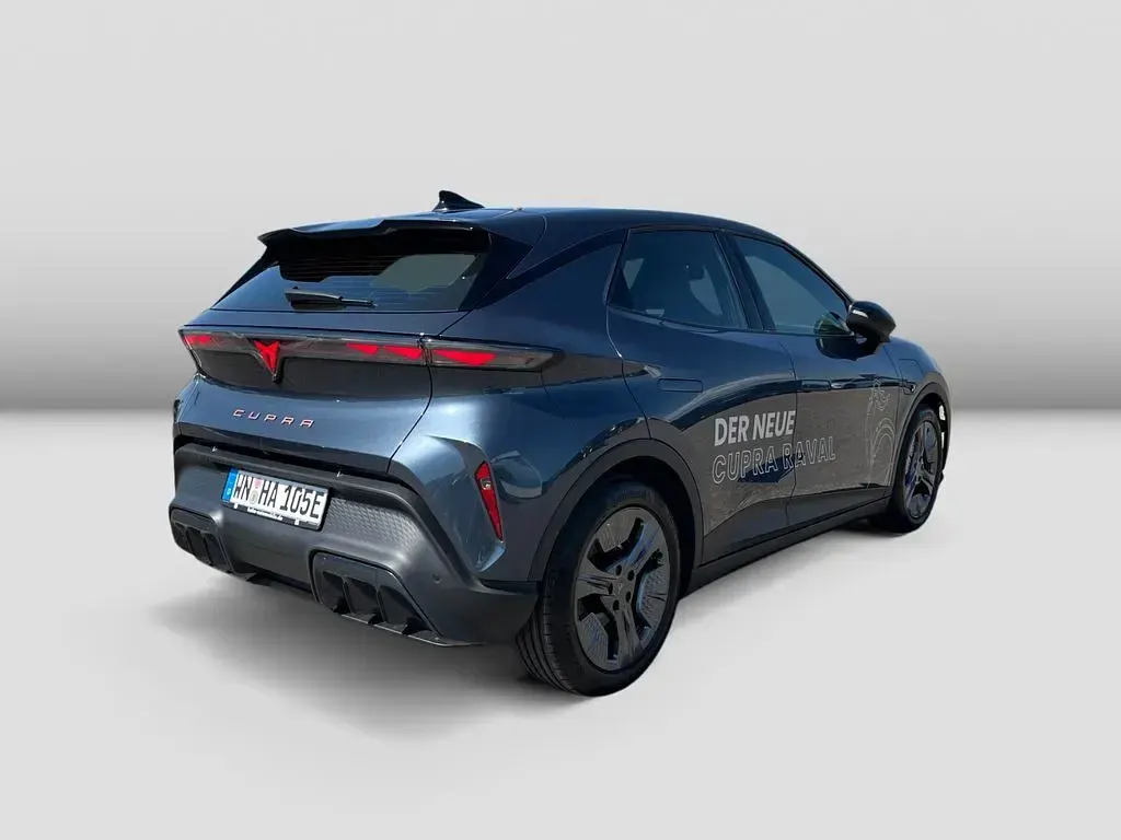 Gebraucht Cupra Raval Endurance 155 kW (211 PS) 2026 Grau Limousine
