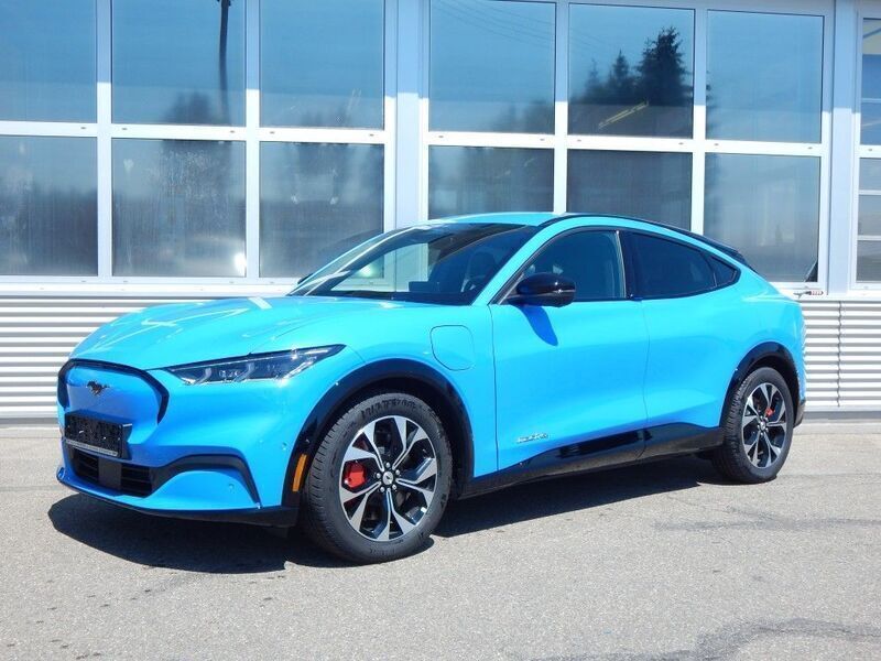 Gebraucht Ford Mustang Mach-E 197 kW (269 PS) 2023 Grabber blue metallic SUV
