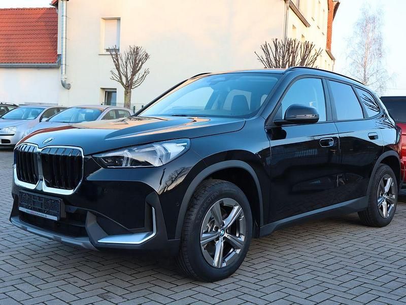 Schwarz Gebraucht 2023 BMW X1 SUV | 39.990 € (Fairer Preis) - Bild 1/4