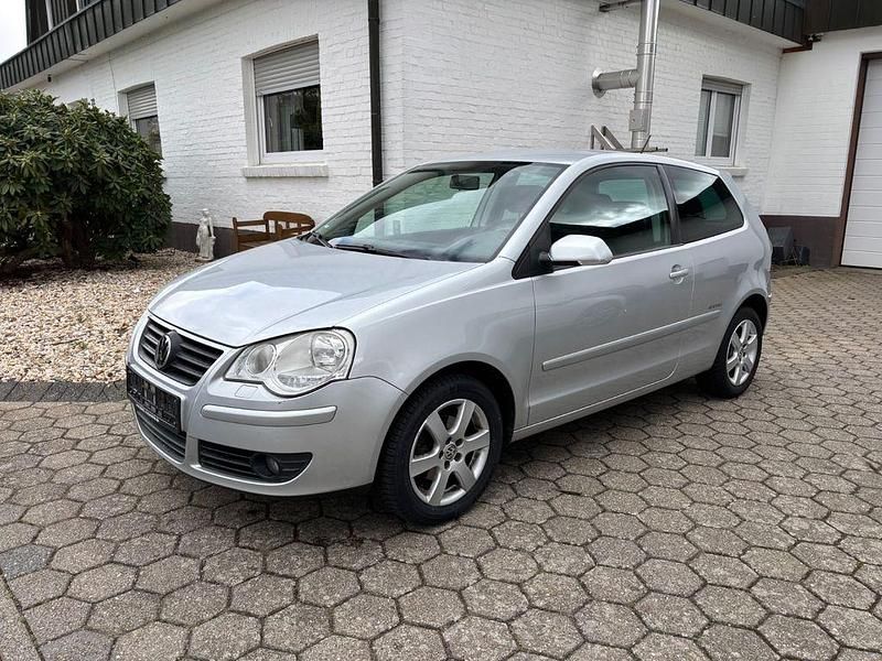 Gebraucht VW Polo Trendline 60 PS (44 kW) 2009 Silber Kleinwagen
