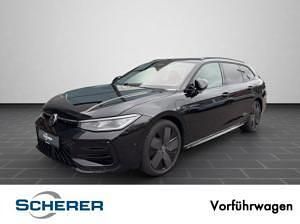 Gebraucht VW Passat R-line 177 PS (130 kW) 2025 Schwarz Limousine