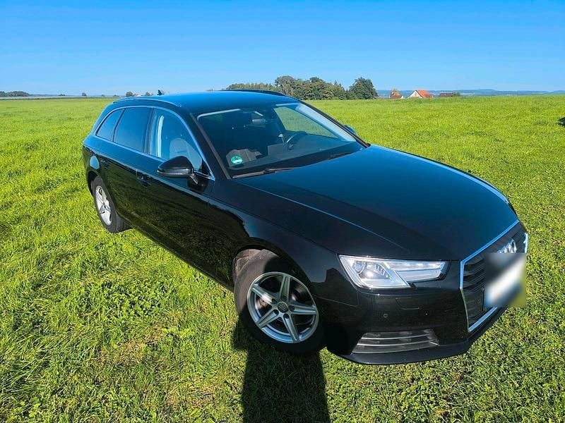 Gebraucht Audi A4 150 PS (110 kW) 2017 Schwarz Kombi