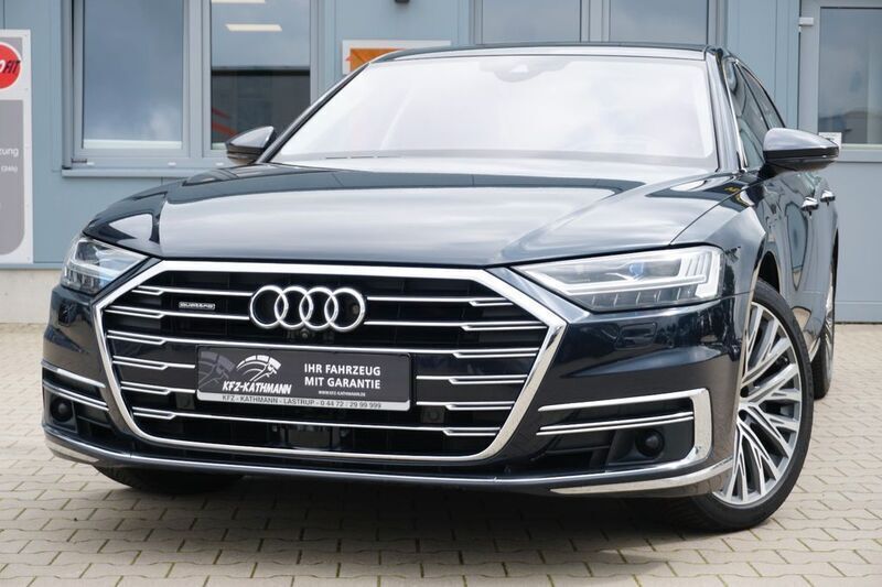 Blau Gebraucht 2018 Audi A8 Ambiente Limousine | 37.480 € (Etwas zu teuer) - Bild 1/4