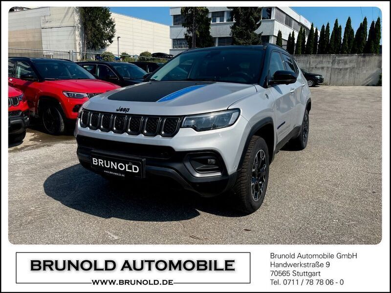 Glacier silver (metallic) Gebraucht 2022 Jeep Compass Trailhawk SUV | 32.900 € (Teuer) - Bild 1/4