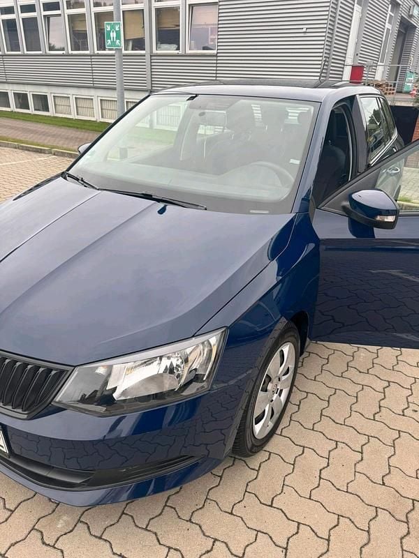Blau Gebraucht 2018 Skoda Fabia Active Kombi | 7.500 € (Guter Preis) - Bild 1/4