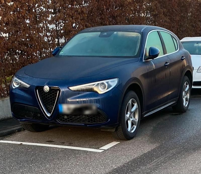 Gebraucht Alfa Romeo Stelvio 200 PS (147 kW) 2017 Blau SUV