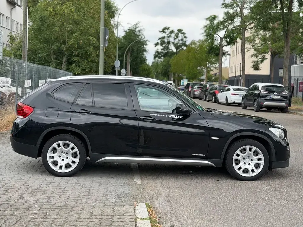 Gebraucht BMW X1 Sport Line 177 PS (130 kW) 2010 Schwarz SUV