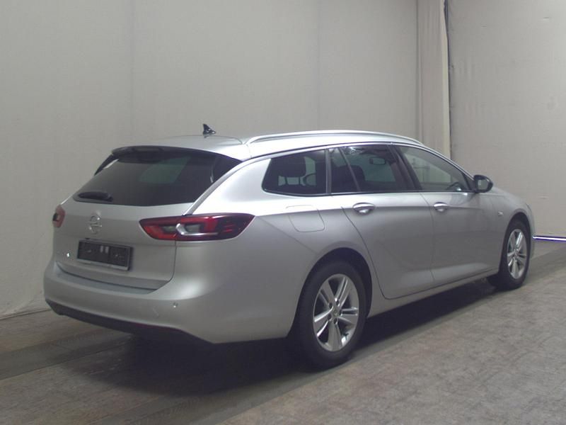 Gebraucht Opel Insignia Business 122 PS (89 kW) 2022 Argon silber metallic Kombi