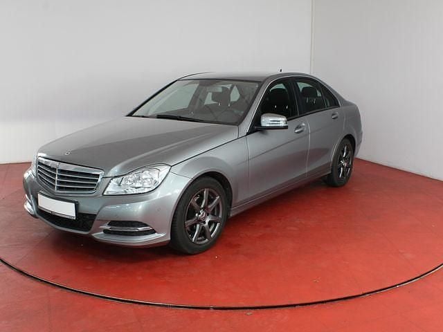 Palladiumsilber metalliclack (metallic) Gebraucht 2012 Mercedes C180 Classic Limousine | 7.950 € (Guter Preis) - Bild 1/4