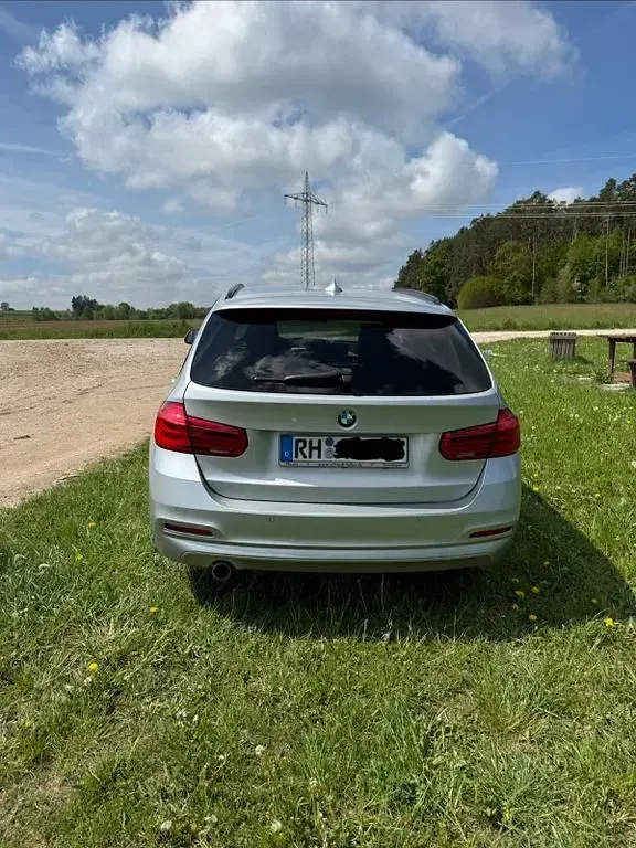 Gebraucht BMW 318 159 PS (116 kW) 2017 Silber Kombi
