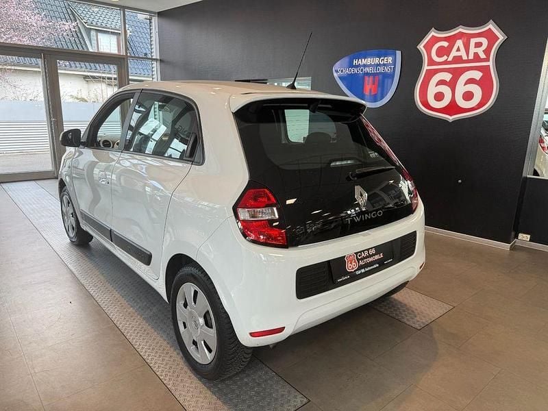Gebraucht Renault Twingo Experience 69 PS (50 kW) 2016 Weiß Kleinwagen