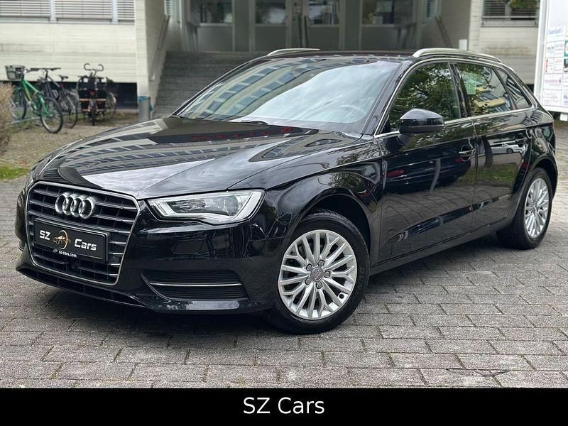 Schwarz Gebraucht 2014 Audi A3 Sportback Ambiente Limousine | 13.900 € (Fairer Preis) - Bild 1/4