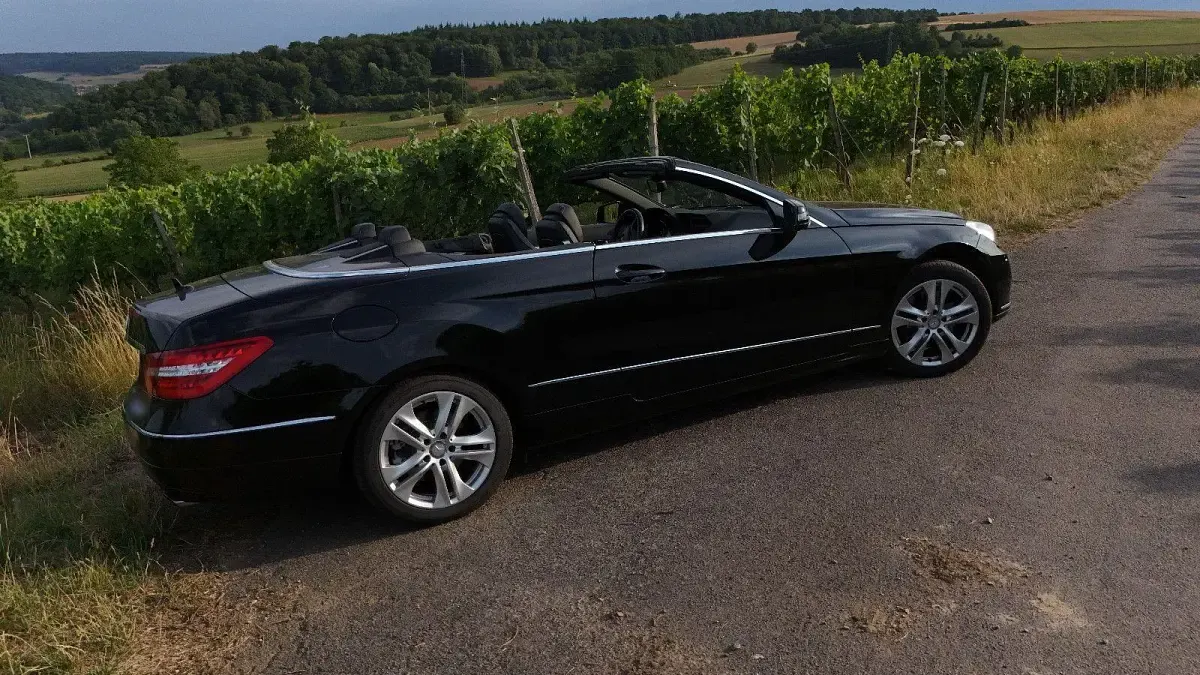 Gebraucht Mercedes E350 Avantgarde 265 PS (194 kW) 2012 Schwarz Cabrio