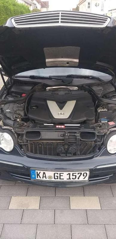 Gebraucht Mercedes C320 Elegance 224 PS (164 kW) 2005 Schwarz Kombi