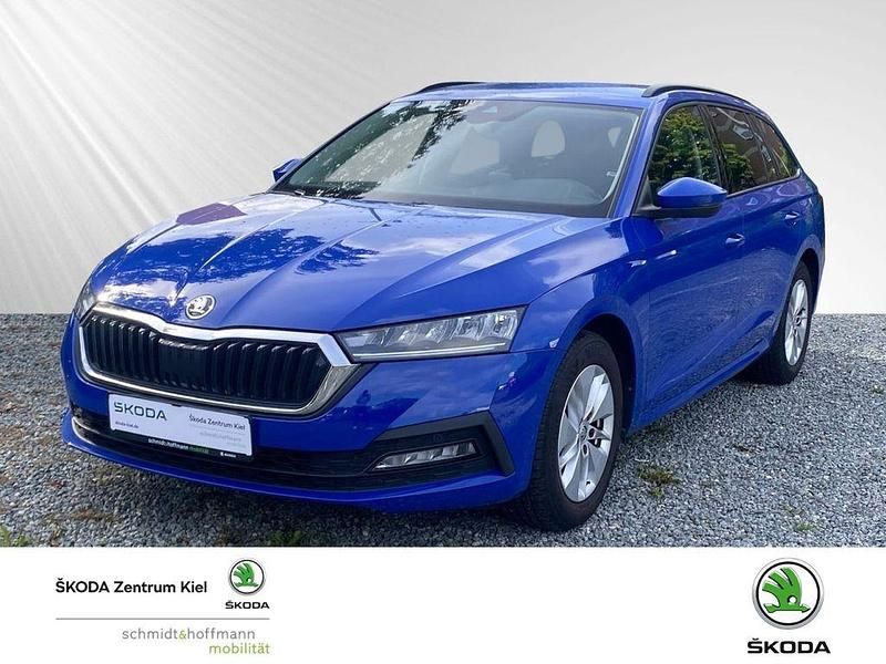Blau Gebraucht 2022 Skoda Octavia Ambition Kombi | 20.980 € (Guter Preis) - Bild 1/4