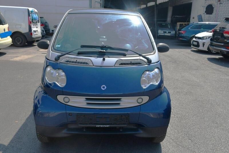 Blau Gebraucht 2004 Smart ForTwo Coupé Pulse Coupé | 2.670 € - Bild 1/4