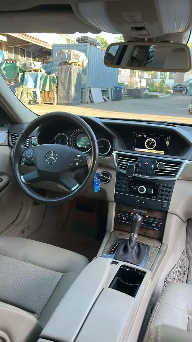 Second-hand Mercedes E220 170 CP (125 kW) 2010 Maro Break
