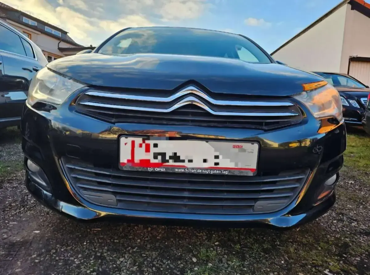 Gebraucht Citroën C4 Exclusive 120 PS (88 kW) 2011 Schwarz Limousine