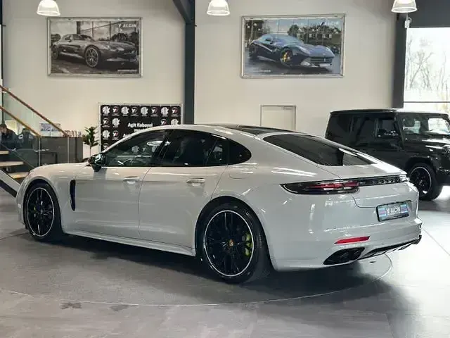 Gebraucht Porsche Panamera 4 462 PS (339 kW) 2018 Grau Limousine