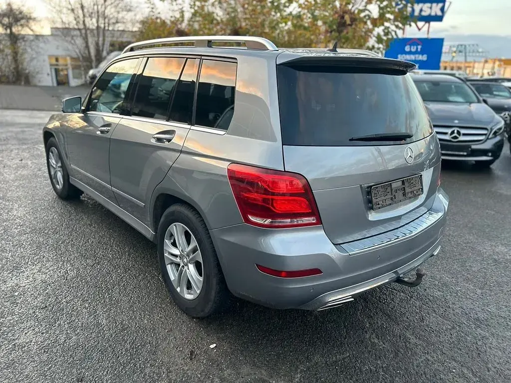 Gebraucht Mercedes GLK200 143 PS (105 kW) 2013 Palladiumsilber  metalliclack (metallic) SUV