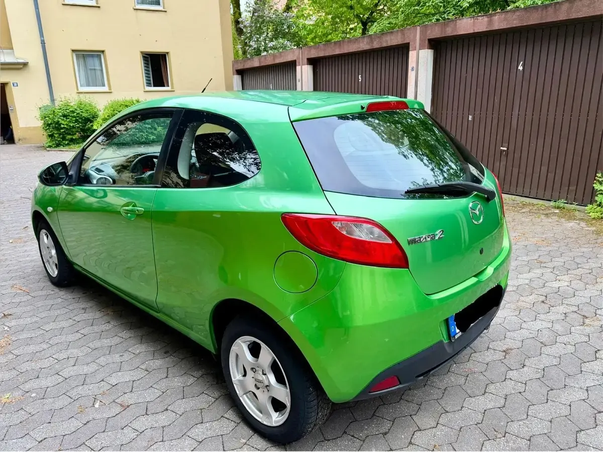 Brugt Mazda 2 80 HK (58 kW) 2008 Grøn Hatchback