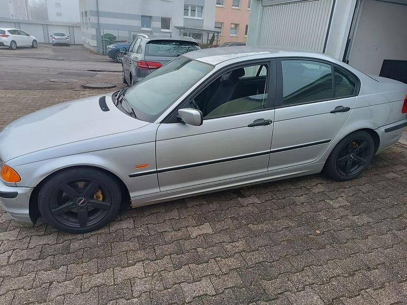 Gebraucht BMW 316 105 PS (77 kW) 2000 Silber Limousine