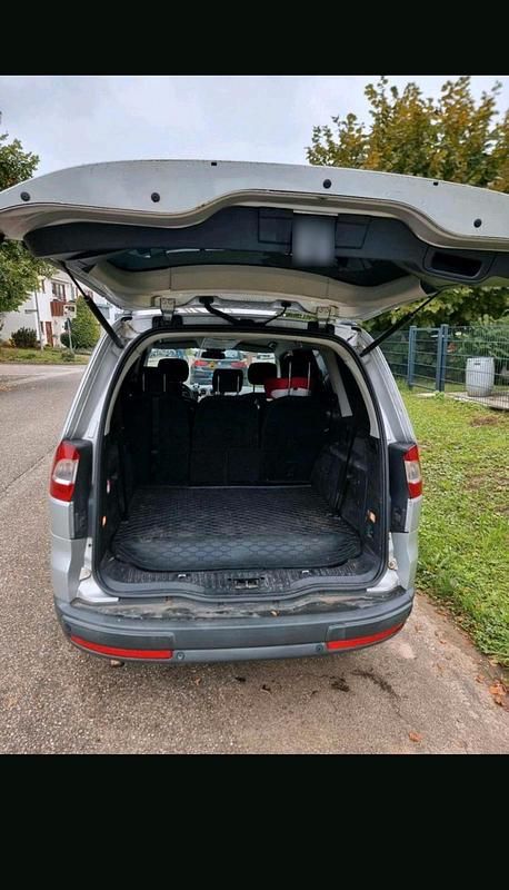 Gebraucht Ford Galaxy 130 PS (95 kW) 2006 Silber Van / Kleinbus