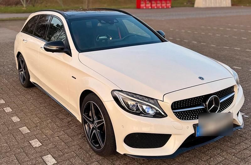 Weiß Gebraucht 2016 Mercedes C450 AMG AMG Kombi | 31.999 € (Fairer Preis) - Bild 1/4
