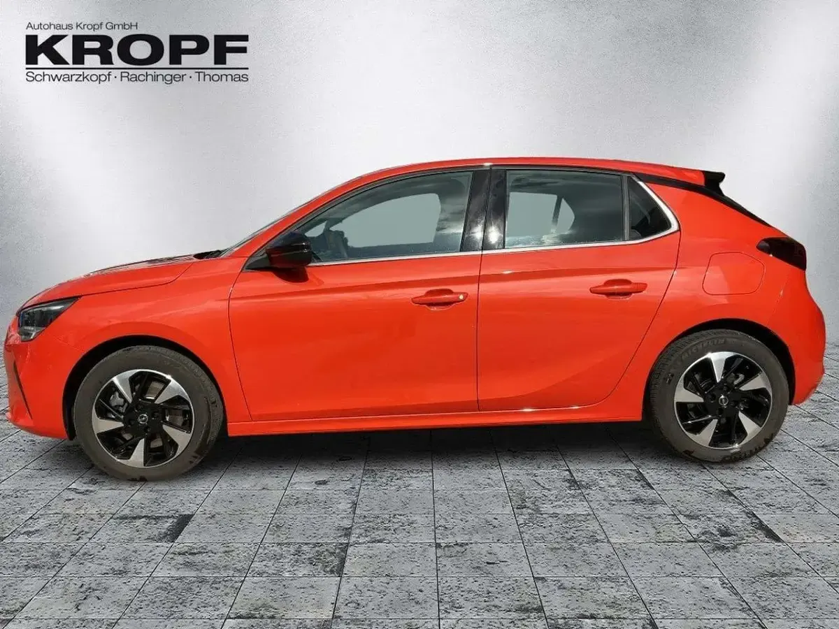 Używany Opel Corsa-e Elegance 100 kW (136 KM) 2023 Pomarańczowy Hatchback