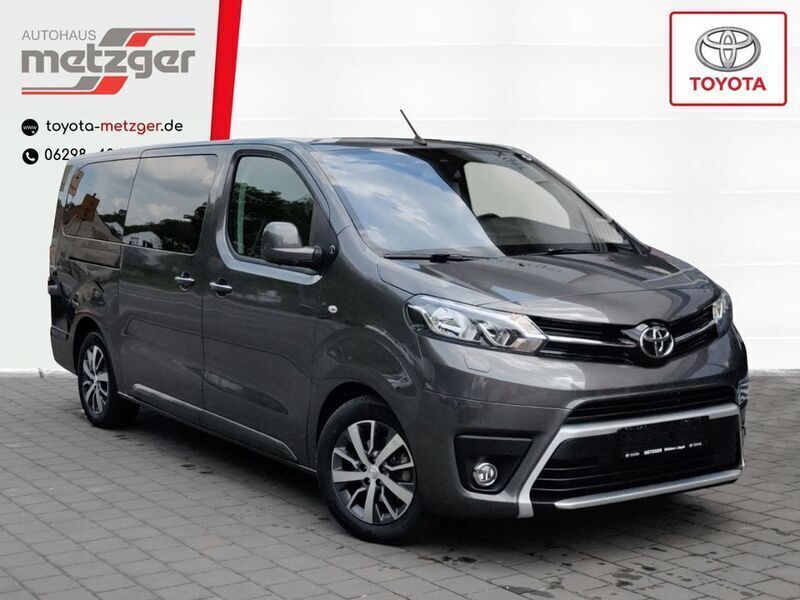 Basaltgrau metallic Gebraucht 2023 Toyota Proace Verso Plus Kombi | 45.220 € (Etwas zu teuer) - Bild 1/4