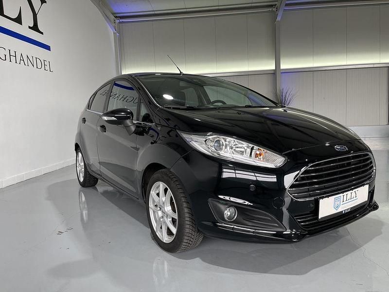 Gebraucht Ford Fiesta Titanium 95 PS (69 kW) 2016 Schwarz Limousine