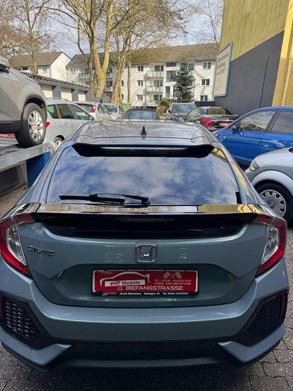Gebraucht Honda Civic Elegance 126 PS (92 kW) 2019 Grau Limousine