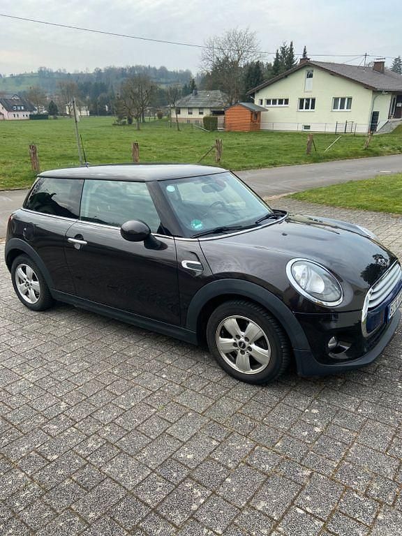 Gebraucht Mini Cooper D 116 PS (85 kW) 2015 Braun Kleinwagen