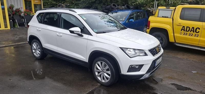 Weiß Gebraucht 2018 Seat Ateca Ecomotive SUV | 12.799 € (Fairer Preis) - Bild 1/4