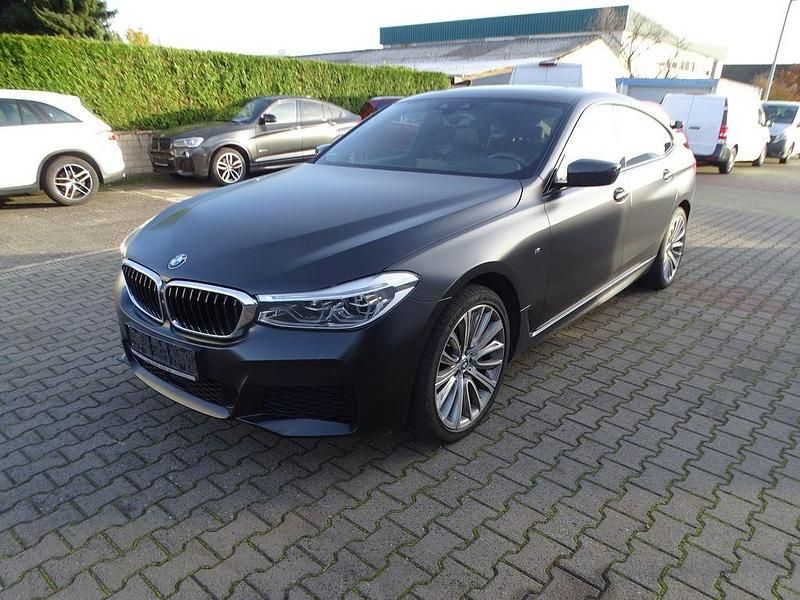 Carbonschwarz metallic Gebraucht 2018 BMW 630 M Sport Coupé | 23.990 € (Fairer Preis) - Bild 1/4