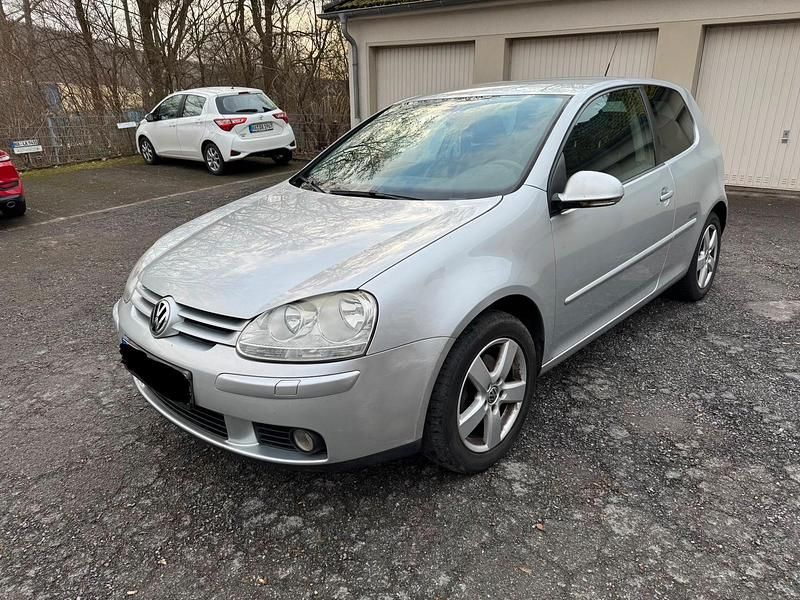 Gebraucht VW Golf VI United 80 PS (58 kW) 2008 Silber Kleinwagen
