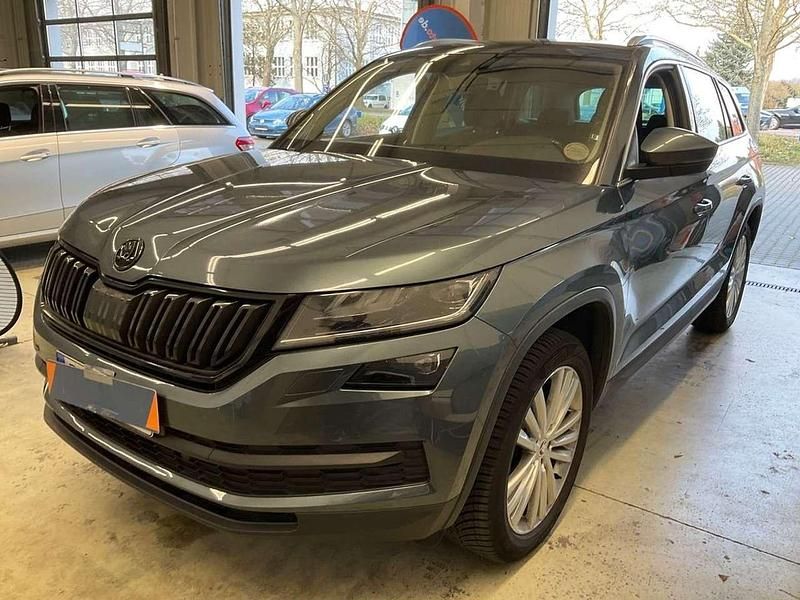 Grau Gebraucht 2017 Skoda Kodiaq SUV | 20.000 € (Fairer Preis) - Bild 1/4