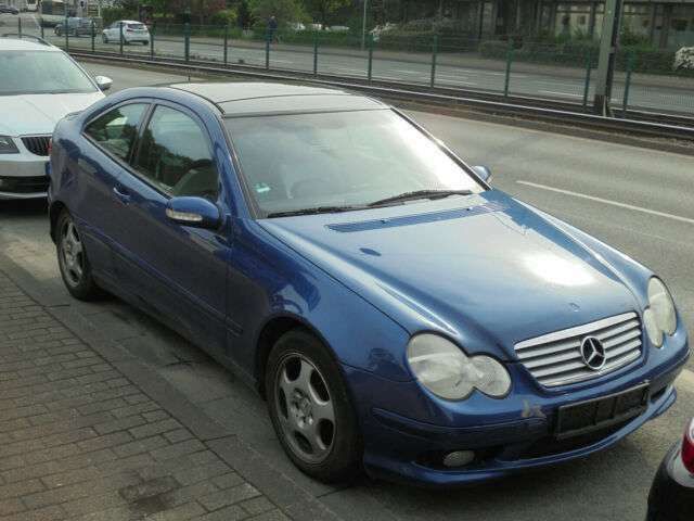 Verkauft Mercedes C230 Kompressor Spor Gebraucht 2001 225 141 Km In Bielefeld