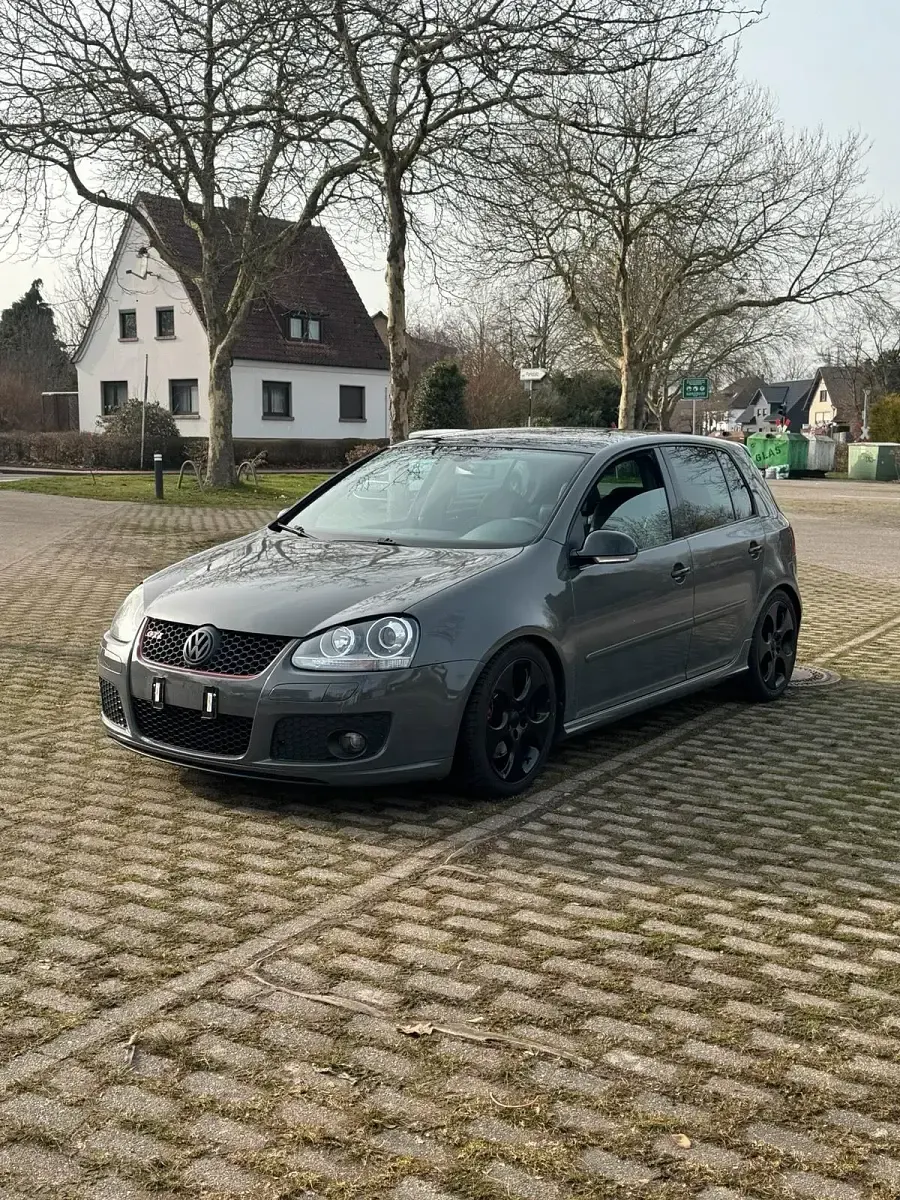Gebraucht VW Golf V GTI 200 PS (147 kW) 2005 Schwarz Kleinwagen