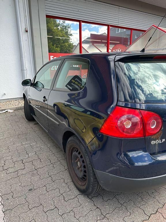 Gebraucht VW Golf IV Trendline 75 PS (55 kW) 2005 Blau Limousine