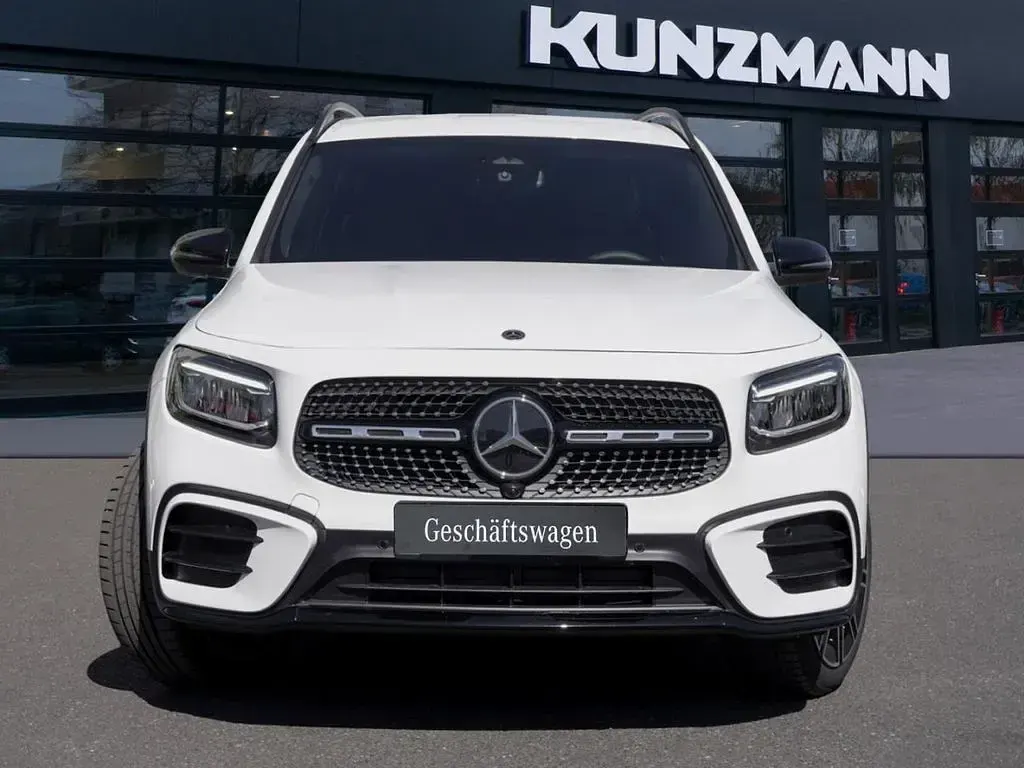 Gebraucht Mercedes GLB200 AMG 150 PS (110 kW) 2026 Polarweiss SUV