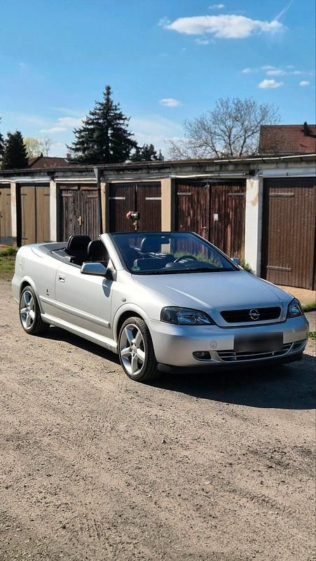 Gebraucht Opel Astra Cabriolet 147 PS (108 kW) 2005 Silber Cabrio
