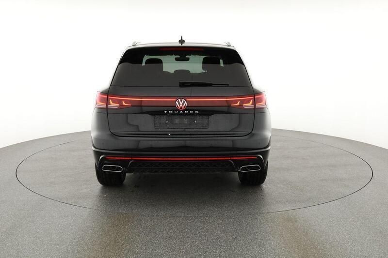 Grenadill schwarz metallic Neu 2025 VW Touareg R-line SUV | 73.475 € (Fairer Preis) - Bild 1/4